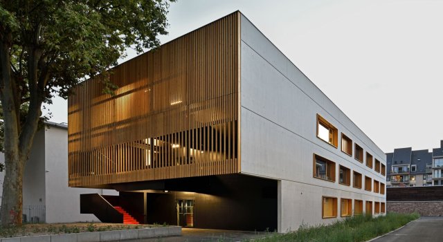 lycée d’enseignement général, technologique et professionnel jean Rostand